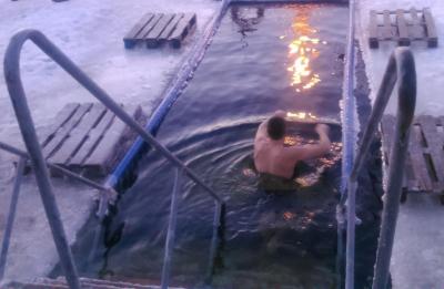 Participation of foreigners in Epiphany bathing